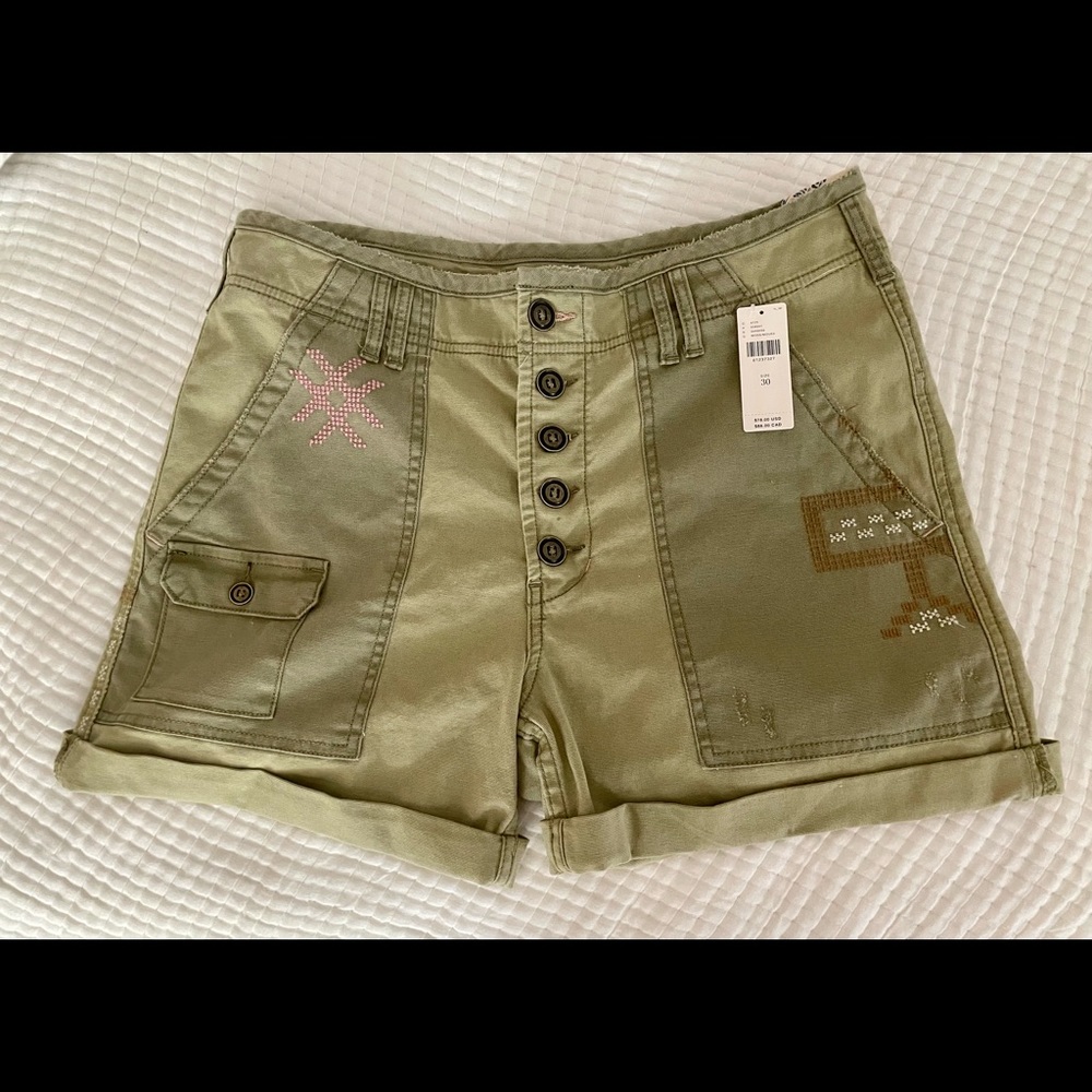 NWT Anthropologie Pilcro Embroidered Green Shorts size 30